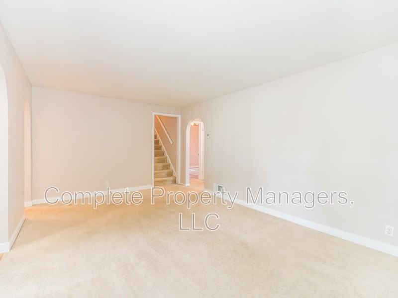 1713 1st Ave Ne - Photo 7 of 20
