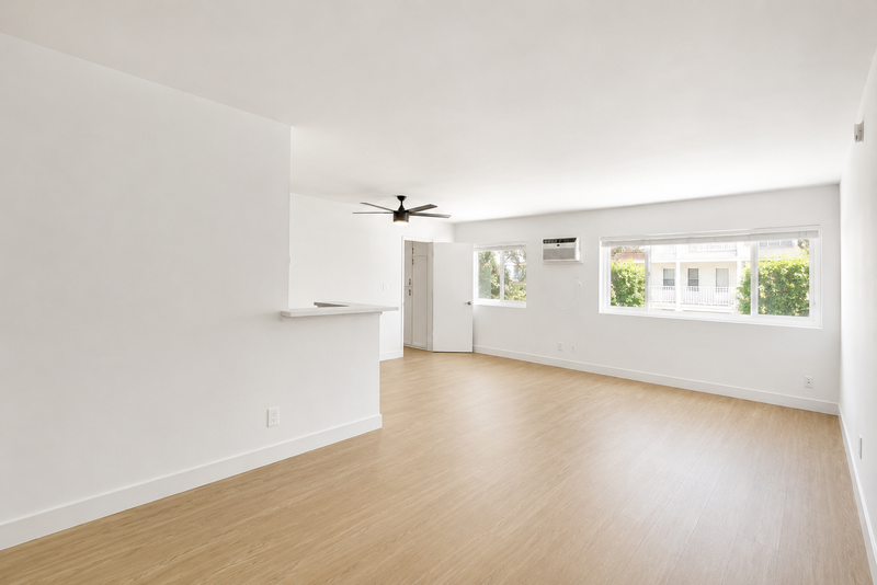 5919 Reseda Blvd - Photo 7 of 26