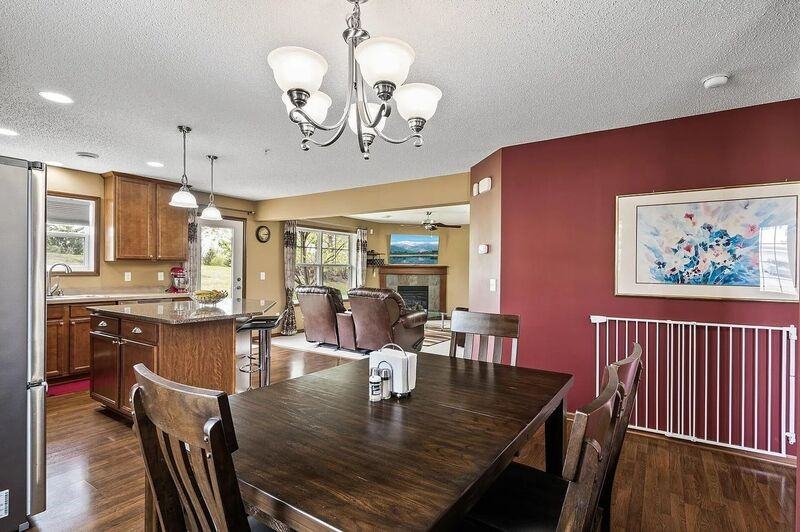 15860 60th Ave N - Photo 3 of 34