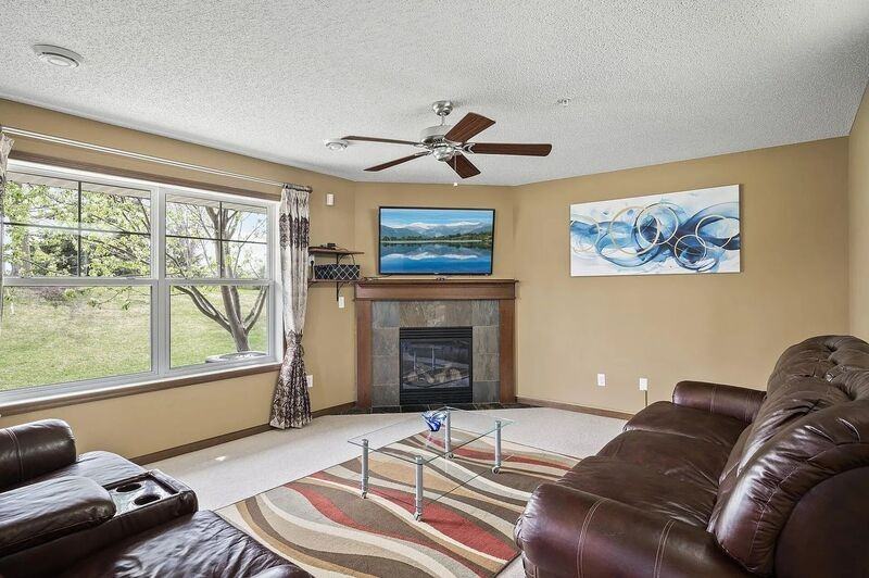 15860 60th Ave N - Photo 4 of 34