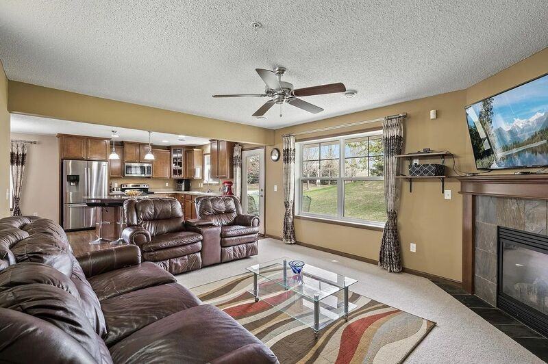 15860 60th Ave N - Photo 6 of 34
