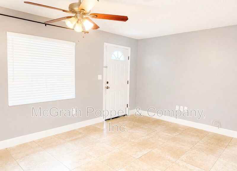 7704 Chase Rd - Photo 4 of 14