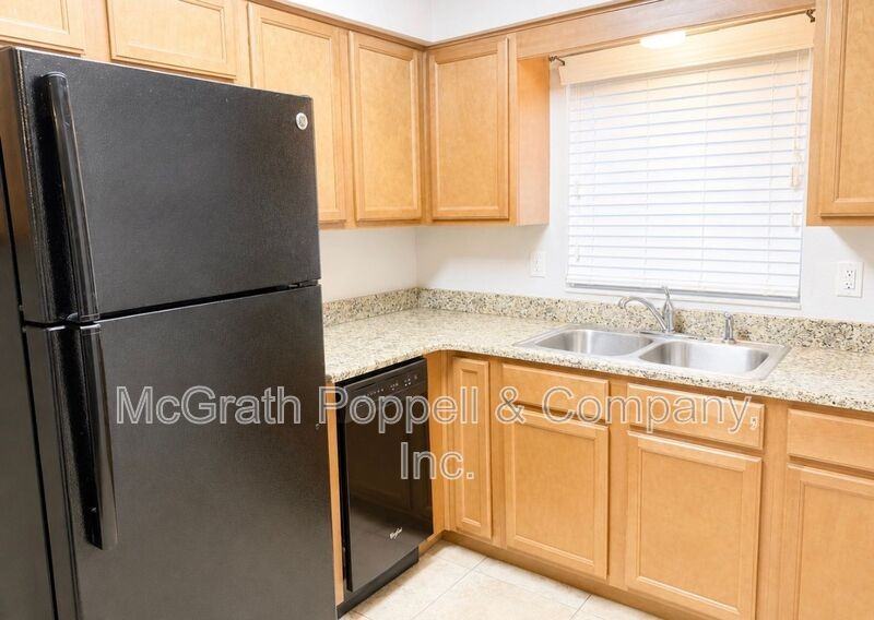 7704 Chase Rd - Photo 7 of 14