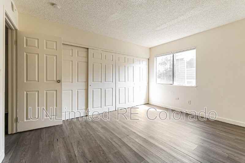 18034 E Ohio Ave #102 - Photo 6 of 17