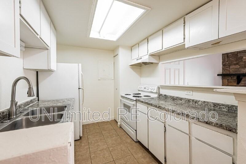 18034 E Ohio Ave #102 - Photo 7 of 17