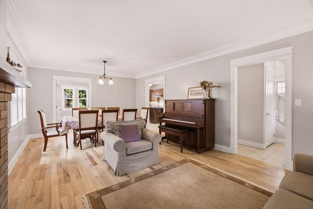 94 Marlborough Avenue - Photo 5 of 48