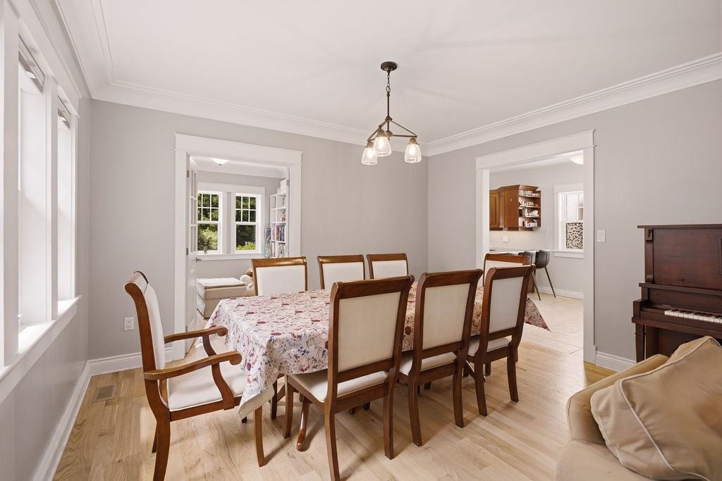 94 Marlborough Avenue - Photo 6 of 48