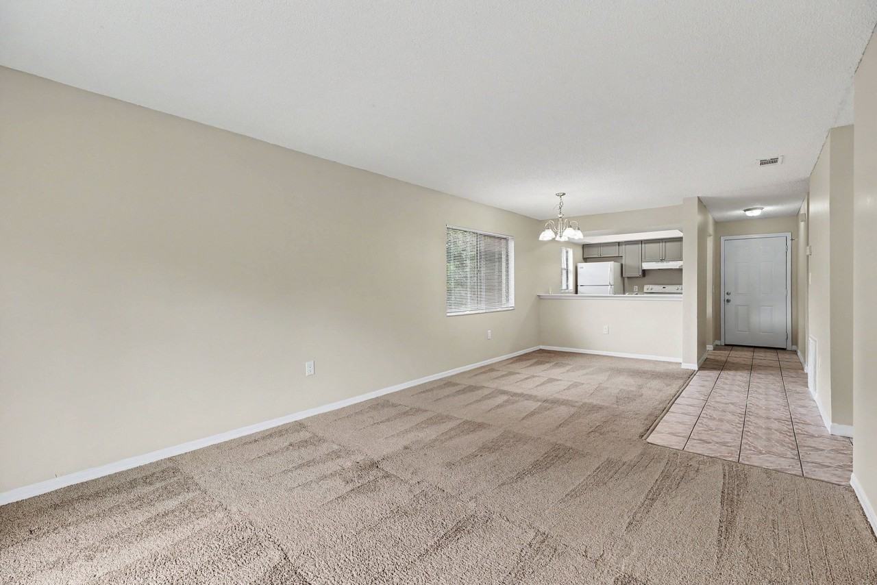 4534 Sleepy Oak Lane - Photo 6 of 19