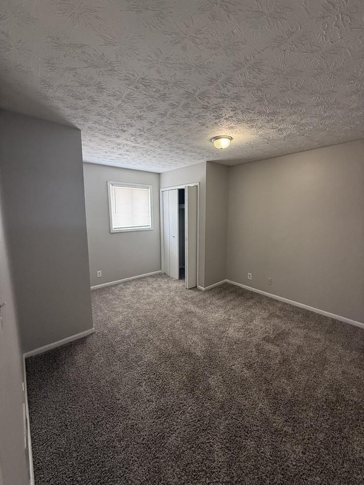1655 North Atwood Drive - Photo 3 of 11