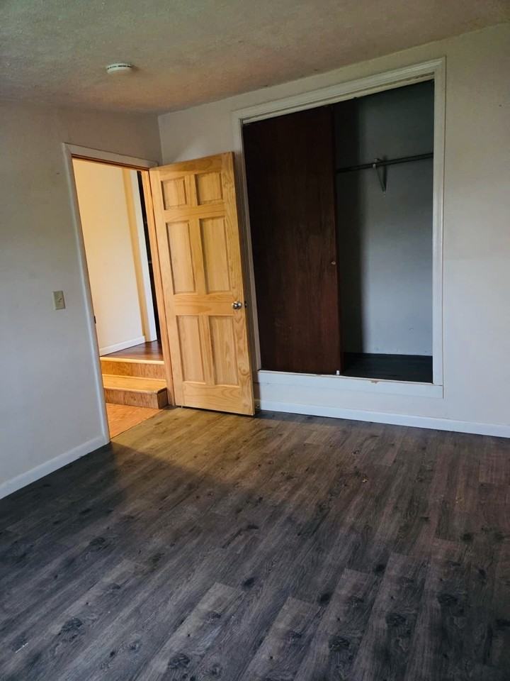 41 Nolan Drive - Photo 3 of 14