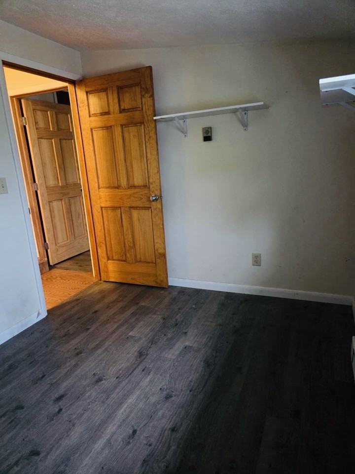 41 Nolan Drive - Photo 5 of 14