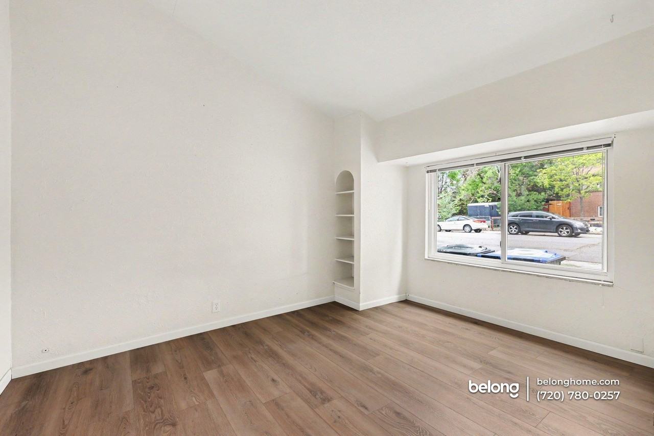 5318 Flower Cir - Photo 4 of 15