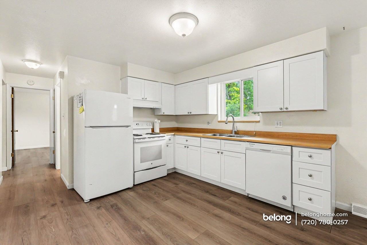 5318 Flower Cir - Photo 7 of 15