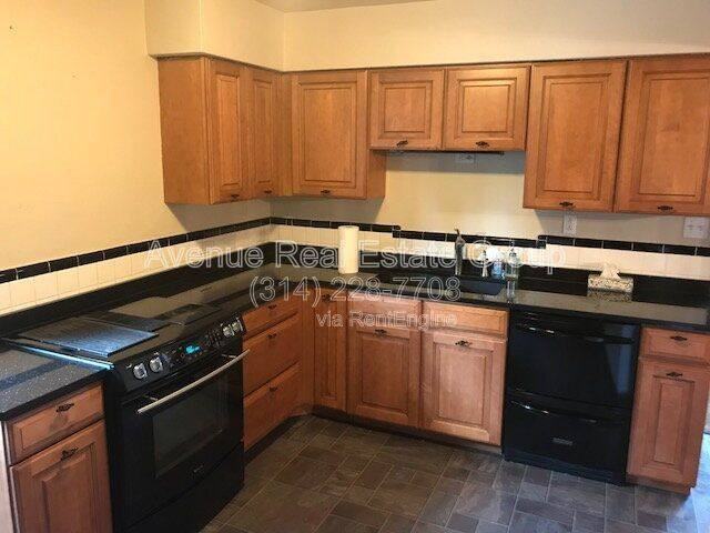 9128 Coral Dr - Photo 4 of 10