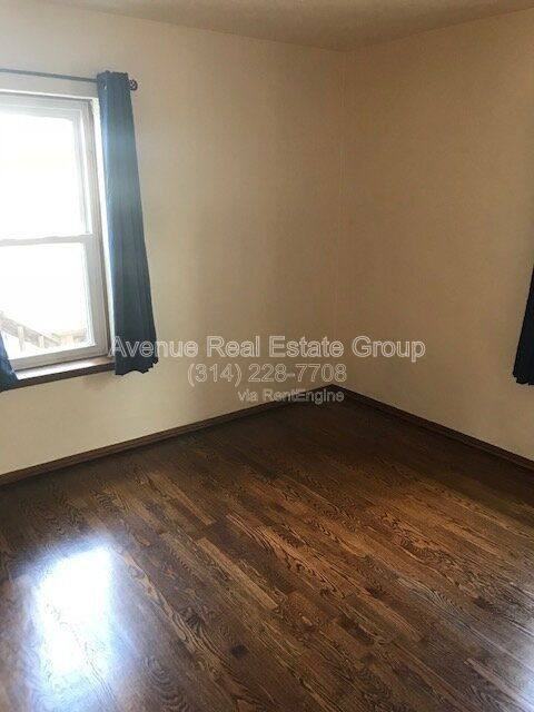 9128 Coral Dr - Photo 6 of 10