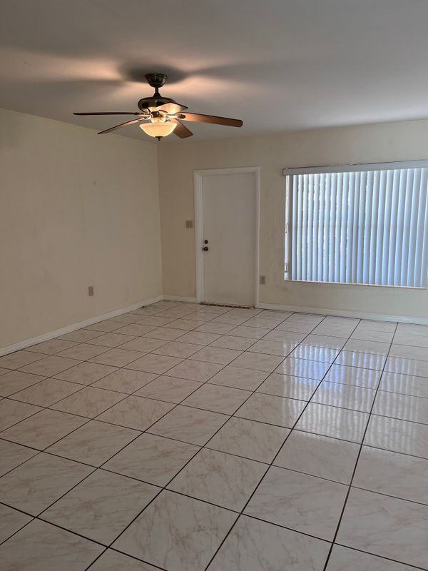 1142 Binney Dr ##B - Photo 3 of 4