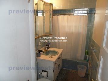 Strathmore Rd #B - Photo 6 of 11