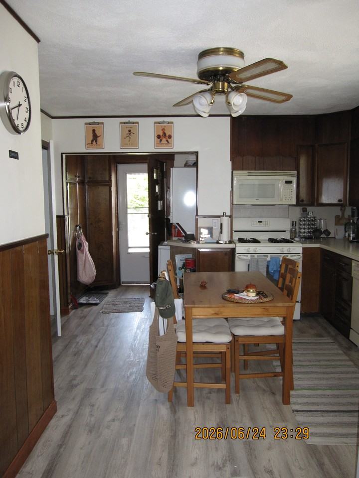 78 Chandler St #1 - Photo 7 of 10