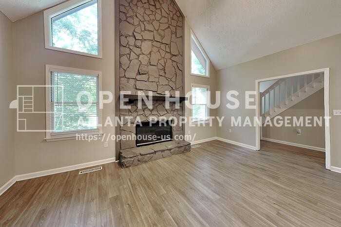 4125 Inola Trl Ne - Photo 4 of 23