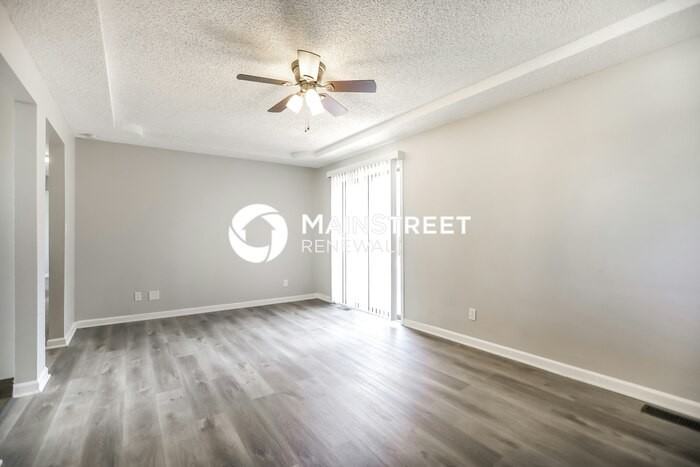 10839 Cleveland Ave - Photo 5 of 17
