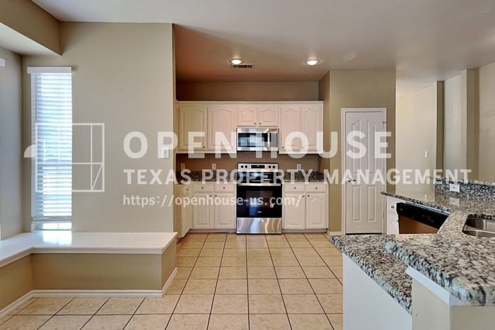 10876 Hawks Landing Rd - Photo 6 of 20