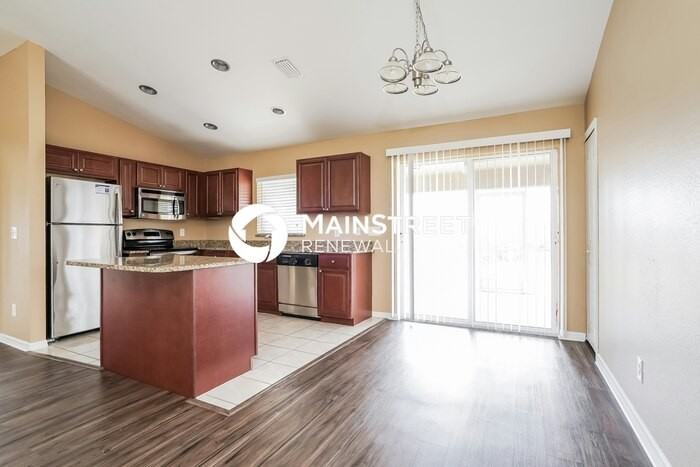 6011 Jane Ave N - Photo 5 of 16