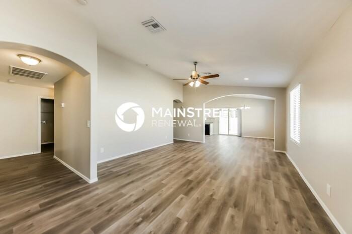 4506 N 22nd Ave - Photo 3 of 16
