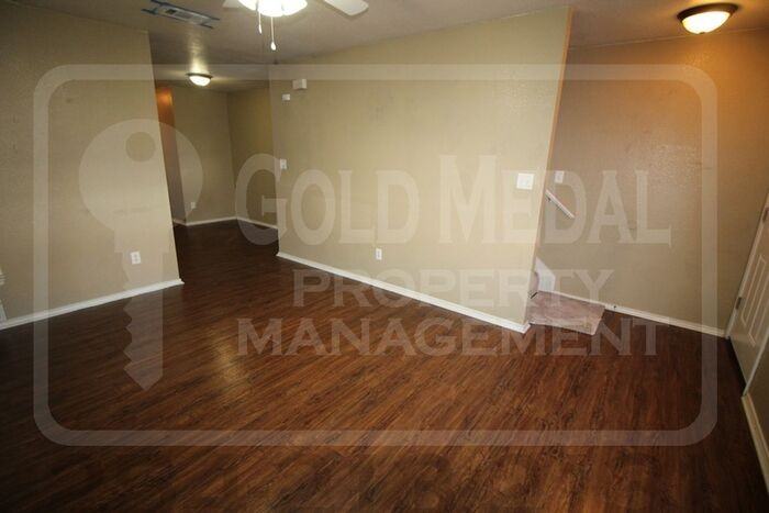 3400 Barcelona Dr - Photo 4 of 30