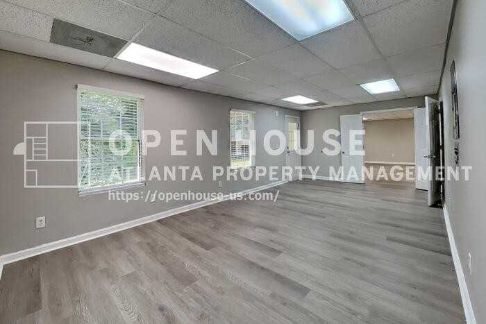 3100 Evergreen Eve Xing - Photo 5 of 23
