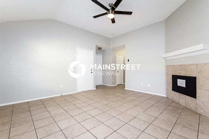 1215 S Oak Cliff Blvd - Photo 4 of 15