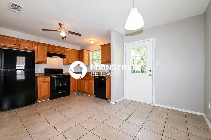 1215 S Oak Cliff Blvd - Photo 5 of 15