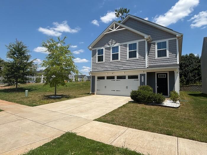 4320 Bowline Dr - Photo 2 of 32