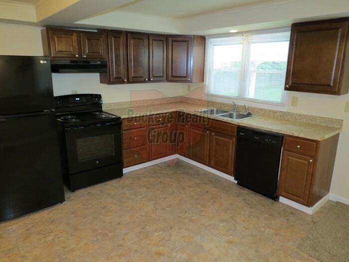 1768 Hollow Run Dr - Photo 4 of 17