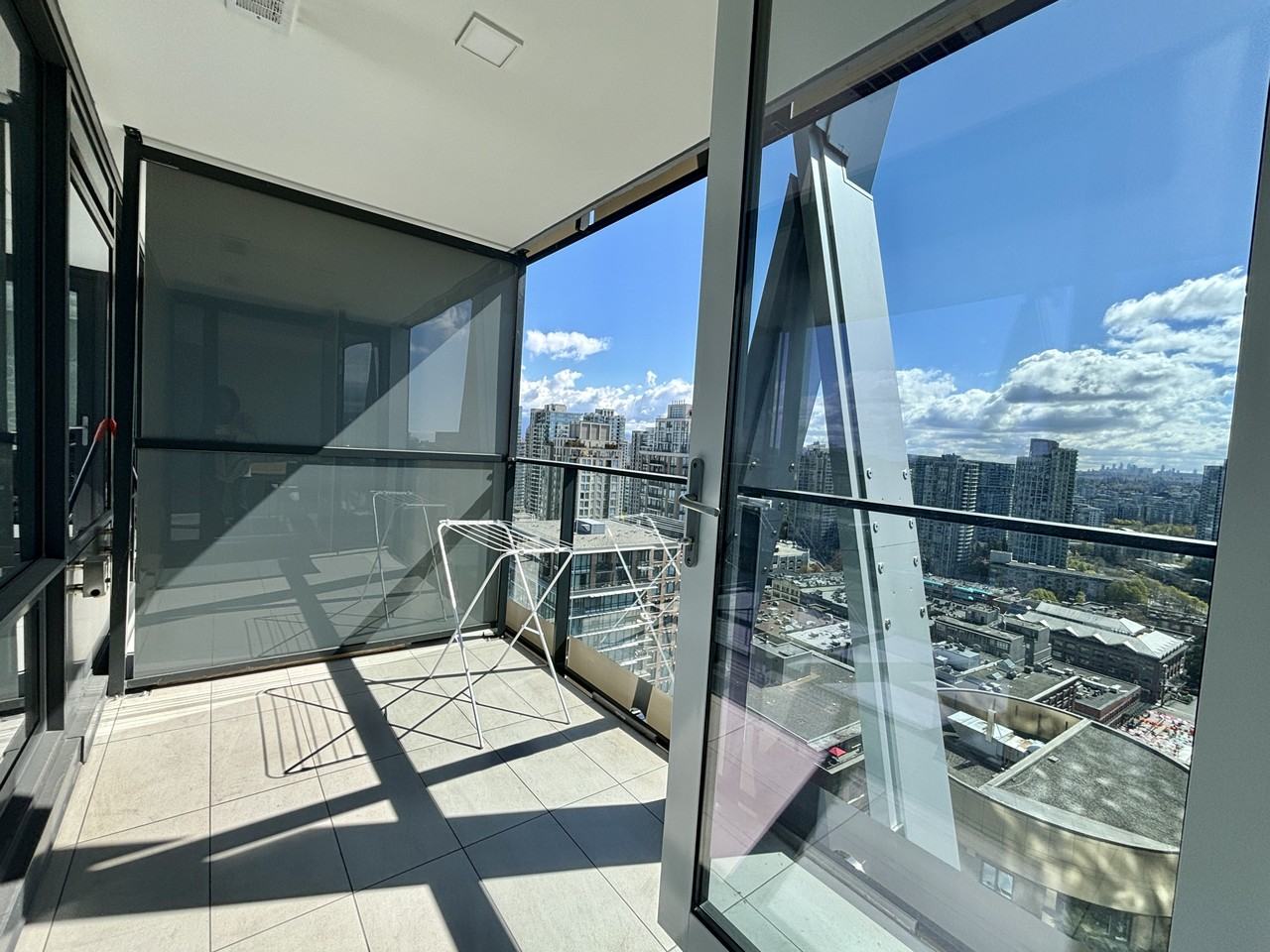 1111 Richards Street - Photo 6 of 18