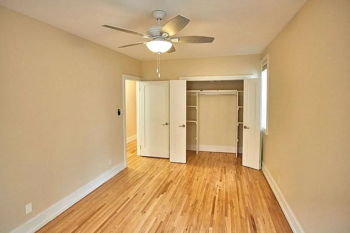 3540 75th St #6E - Photo 3 of 4