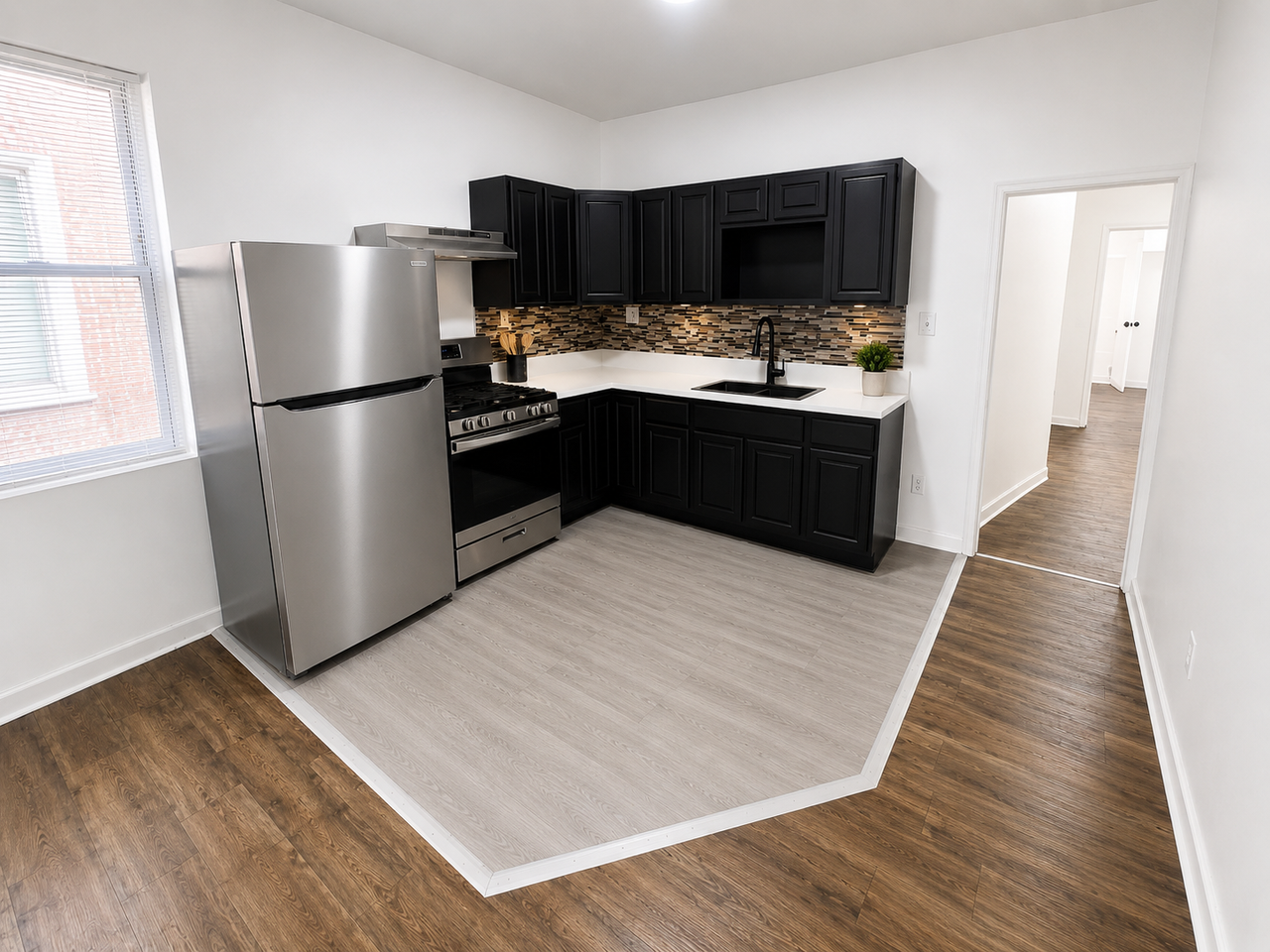 1628 Dyre St #1 - Photo 7 of 10