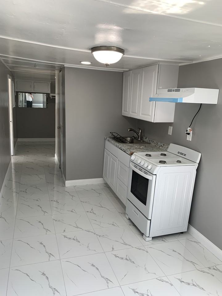 12328 Felipe St #6 - Photo 3 of 5