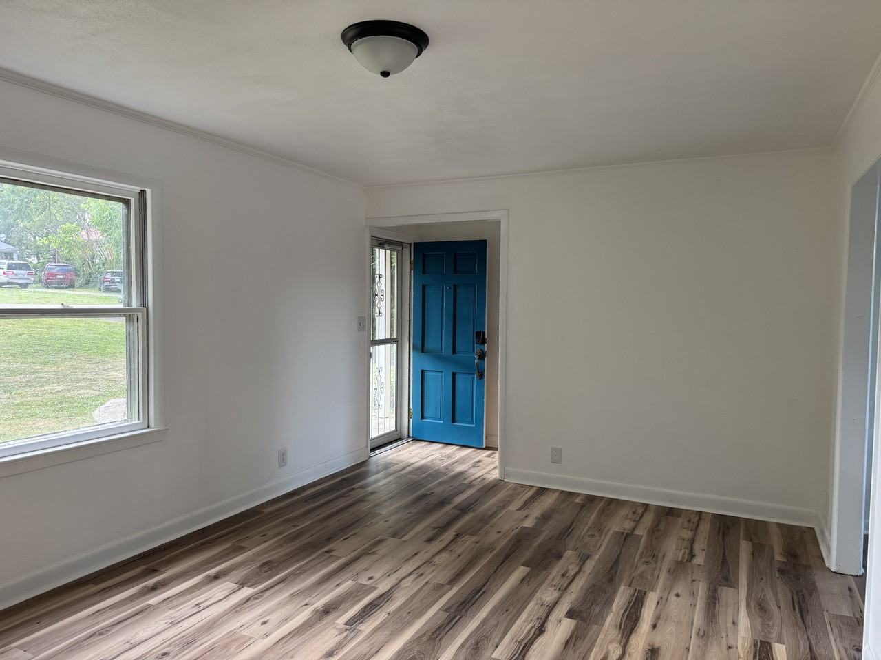 304 W Sevier Hts #1 - Photo 2 of 10