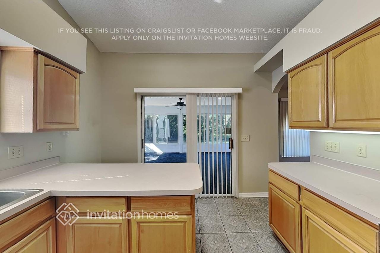 33328 Fountain Ln - Photo 4 of 18