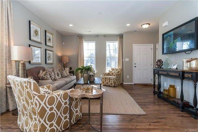 8079 Rutland Village Dr - Photo 6 of 22
