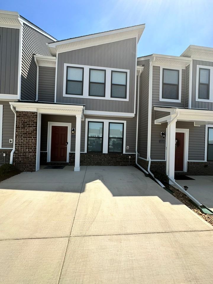 12221 Dutch Elm Cir #53 - Photo 2 of 26