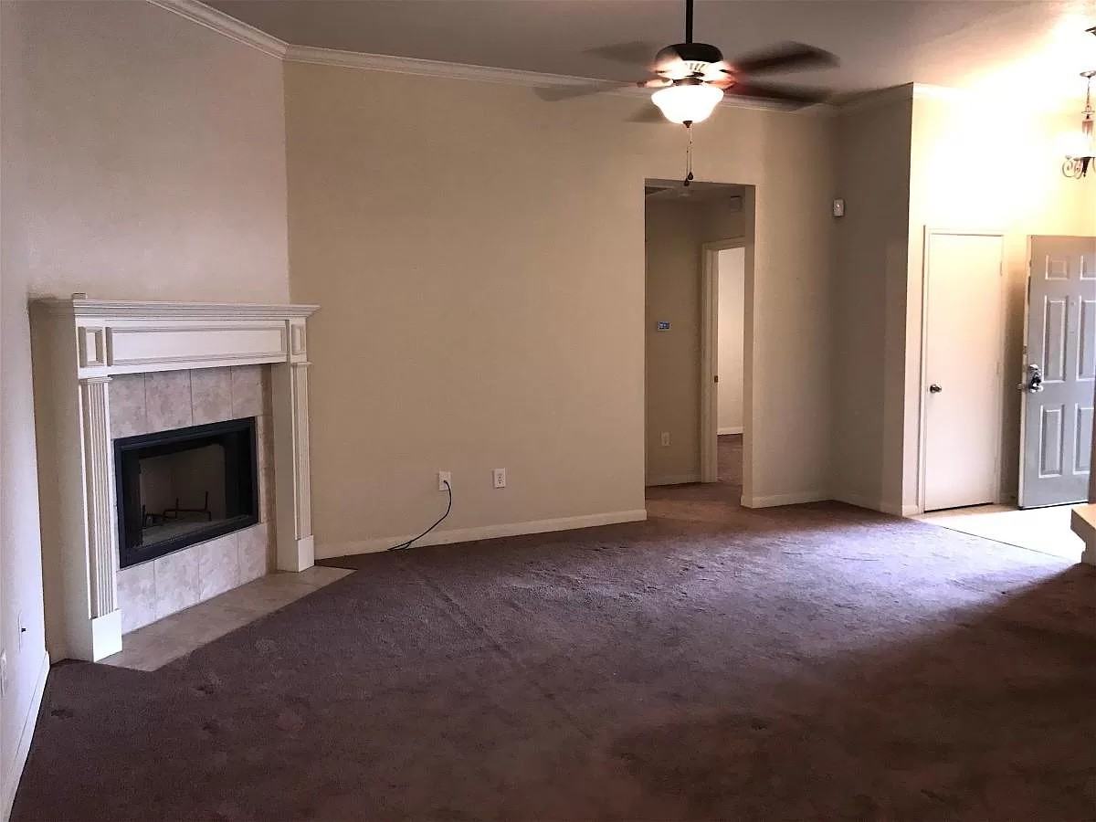 10168 Orchid Ln #B - Photo 2 of 16
