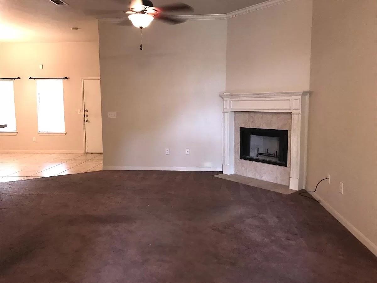 10168 Orchid Ln #B - Photo 3 of 16
