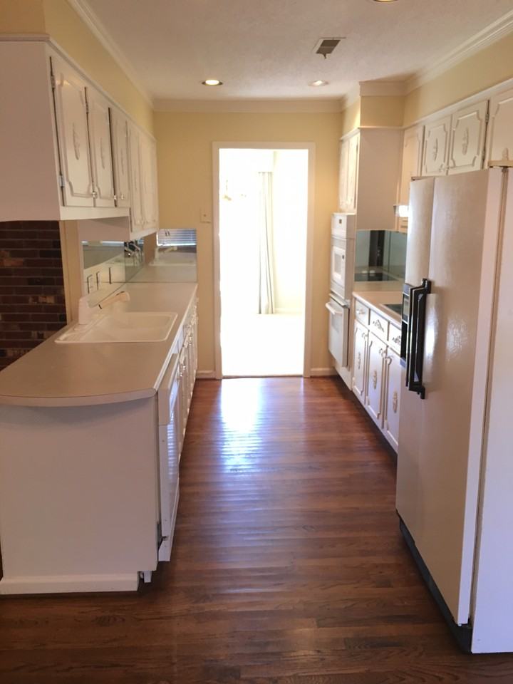 445 Shoshone Dr - Photo 6 of 16