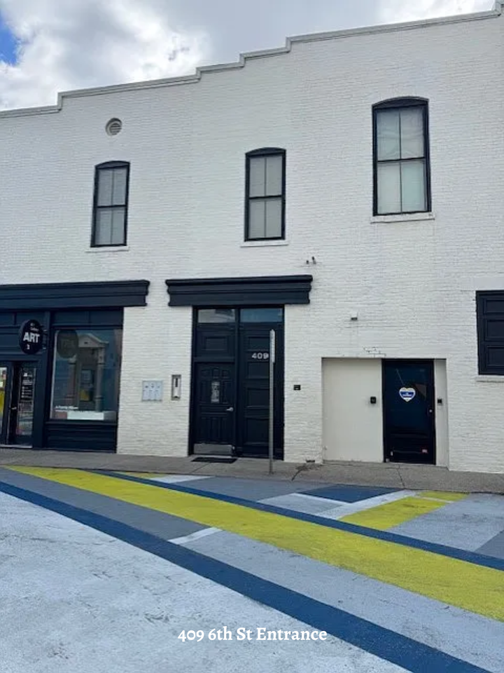 409 6th St #C - Photo 2 of 16
