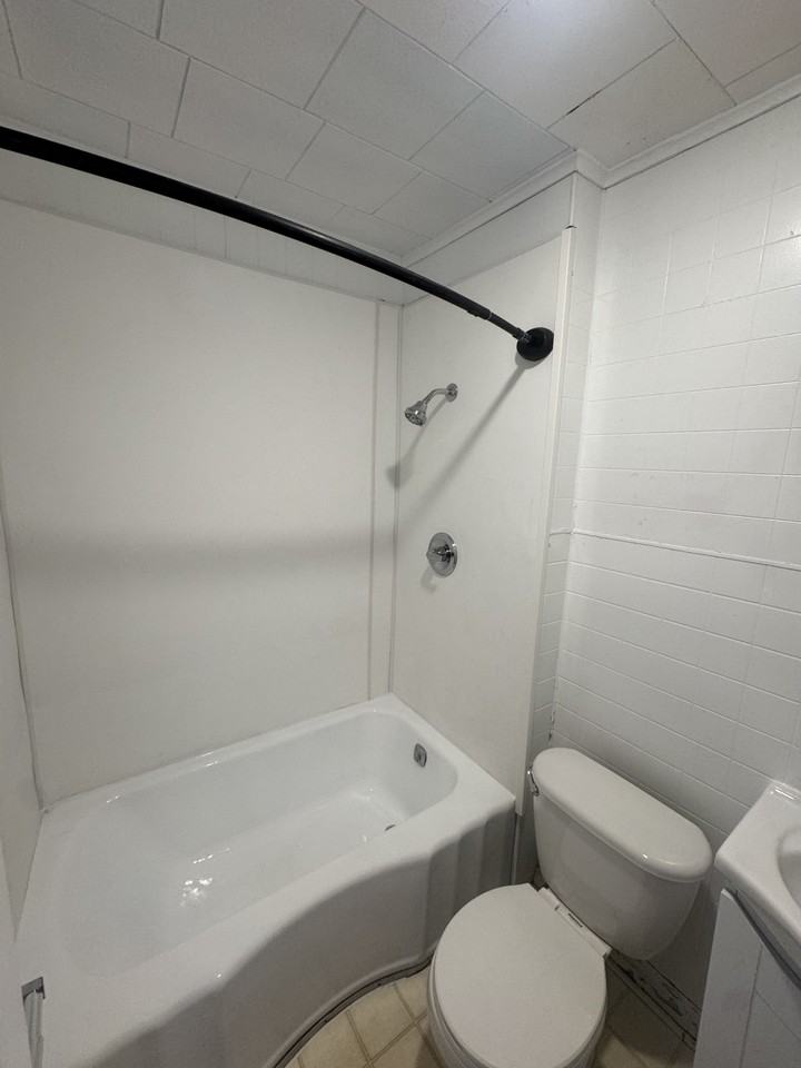 420 Grand Ave #1 - Photo 3 of 10