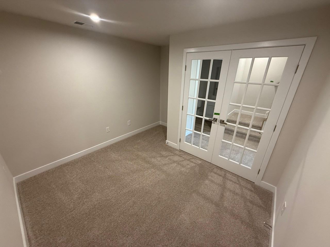 1101 Arborway Ln #1 - Photo 5 of 25
