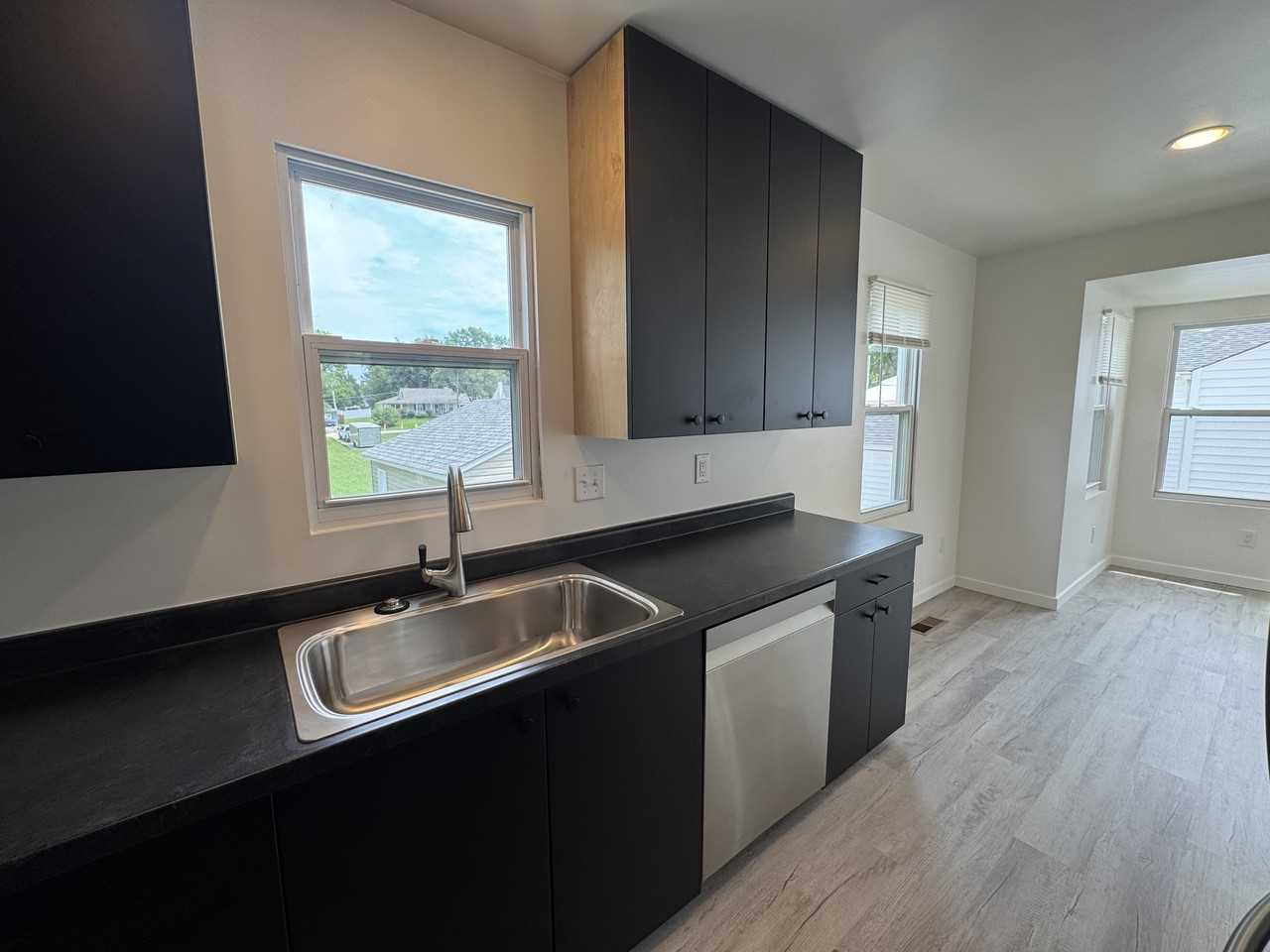 514 Meyer Rd - Photo 3 of 15
