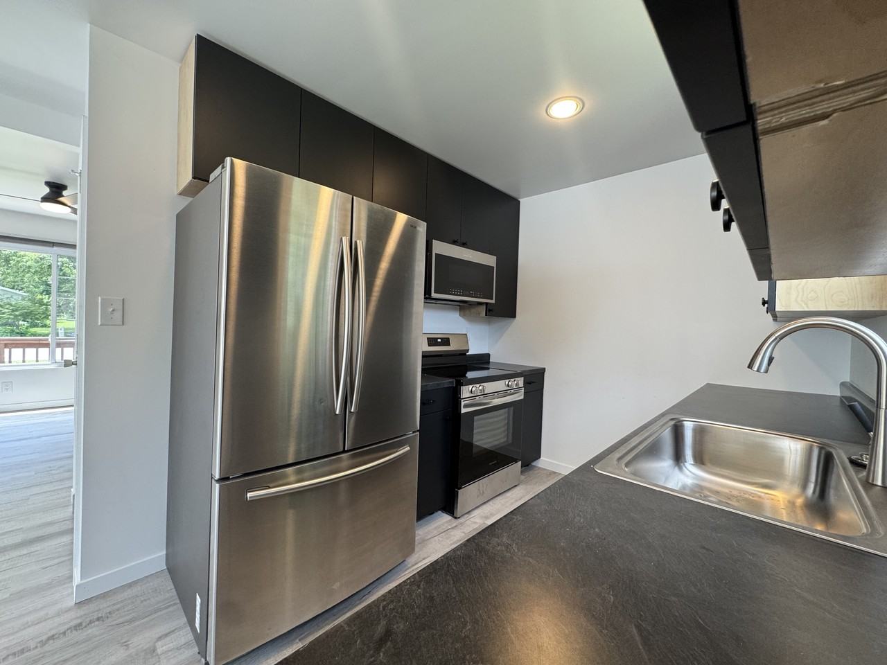 514 Meyer Rd - Photo 5 of 15