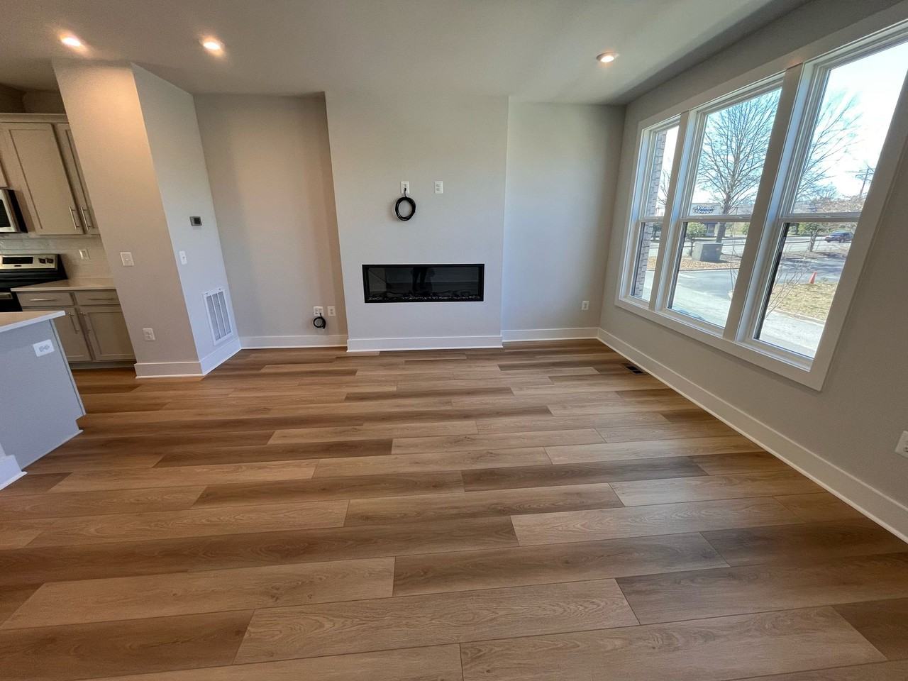 1 Blue Wing Ln, #1 - Photo 4 of 15